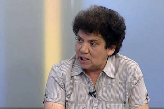 Αρετή Σπαχή: Όταν η απόγνωση οδηγεί δύο 17χρονες στην τραγική διαμαρτυρία της αυτοκτονίας…