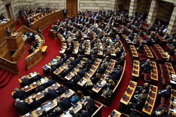 Τροπολογία Πιερρακάκη: Ανάσα για περισσότερους από 100.000 οφειλέτες του νόμου Κατσέλη