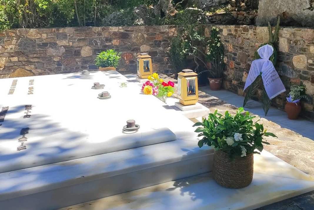 Σε στενό οικογενειακό κύκλο τελέστηκε στα Χανιά το ετήσιο μνημόσυνο του Κωνσταντίνου Μητσοτάκη