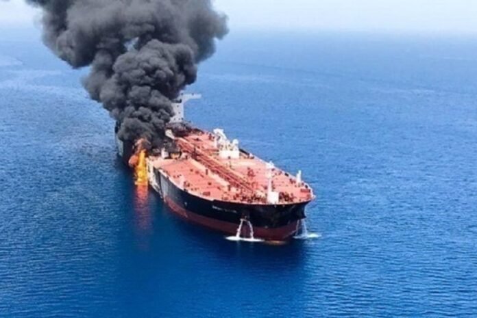 Τα πλήγματα επαναλαμβάνονται στη Μέση Ανατολή – Άνοδος στις τιμές του πετρελαίου
