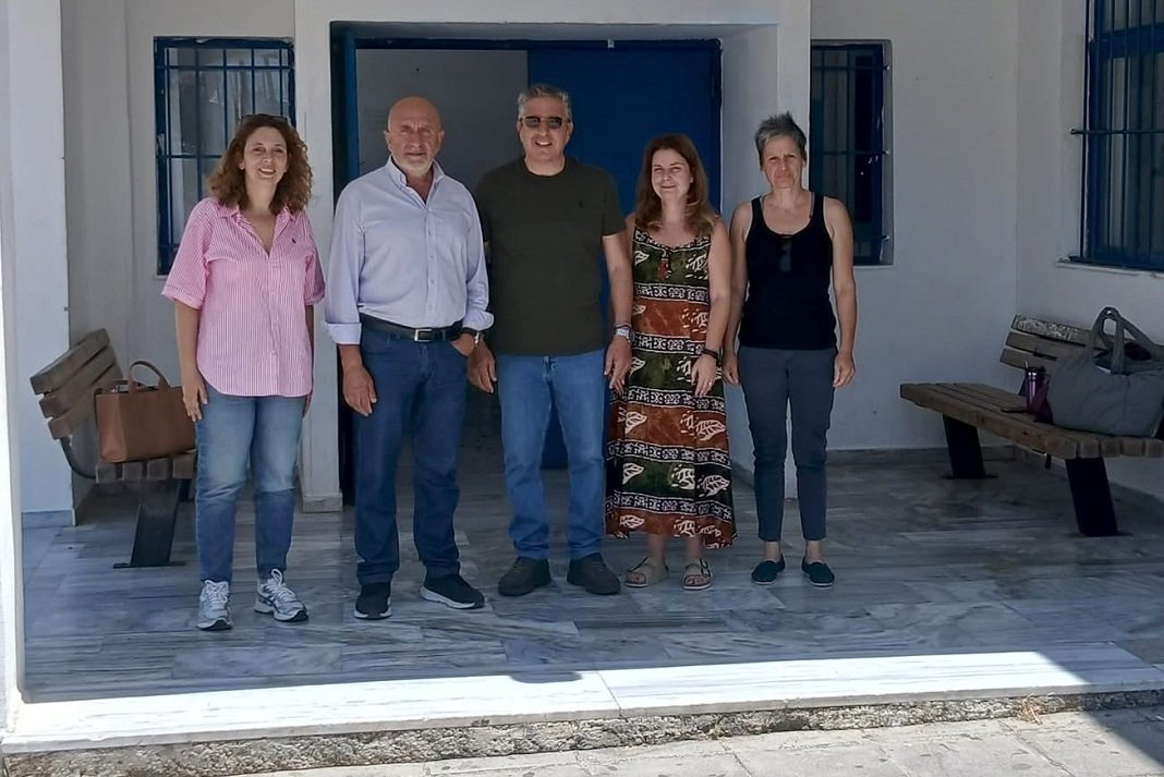Αυτοψία σε σχολεία των Σφακίων ενόψει της έναρξης του έργου «Αναβάθμιση κτιριακών εγκαταστάσεων σχολικών μονάδων Δήμου Σφακίων για την ενίσχυση της προσβασιμότητας ΑμεΑ»