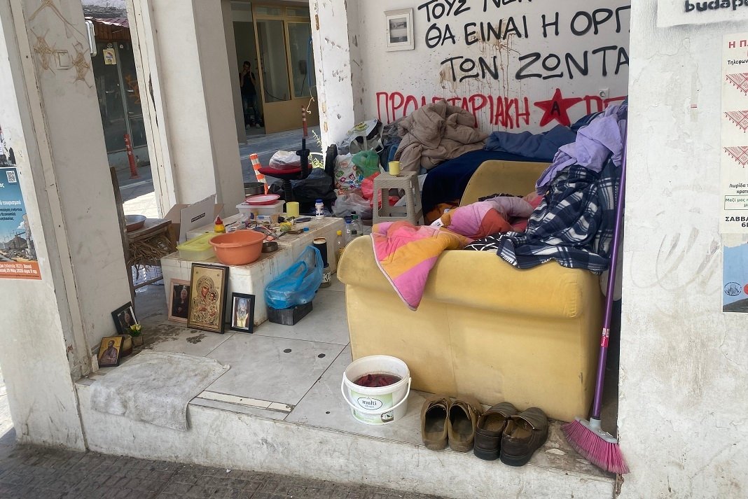 eikona egkataleipsis sto kentro tou irakleiou