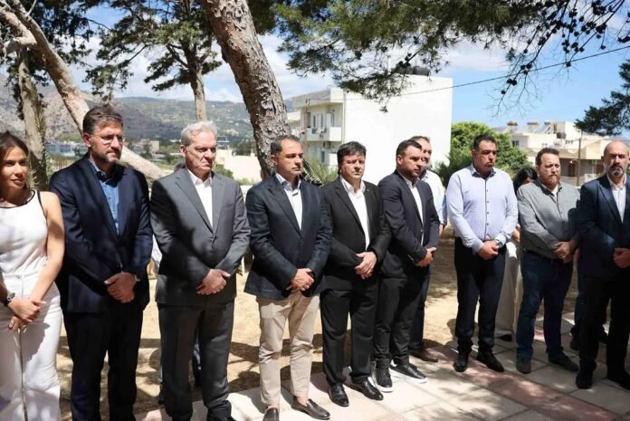 Οι Δήμοι Ηρακλείου και Μαλεβιζίου τίμησαν τη μνήμη των 62 Μαρτύρων