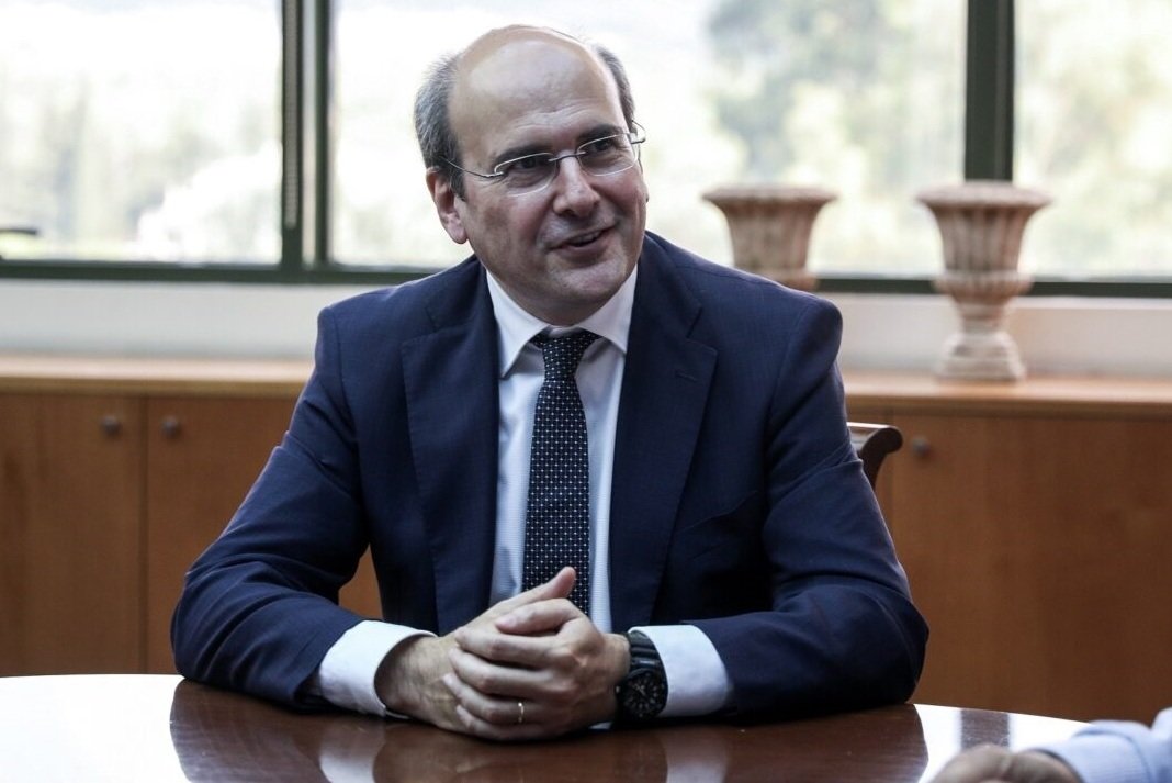 xatzidakis treis proteraiotites