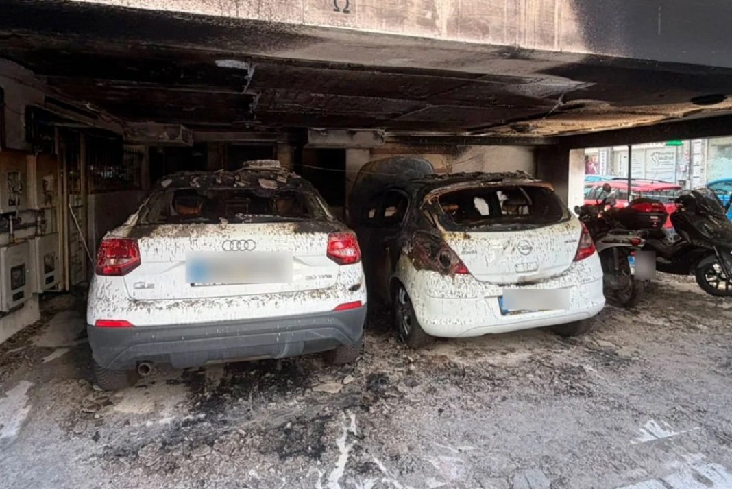 Κυβερνητικό μήνυμα μηδενικής ανοχής μετά τη δολοφονία της Βάγιας Νέστορα, κάλεσμα της ΝΔ και της ΟΝΝΕΔ έξω από το Ιπποκράτειο