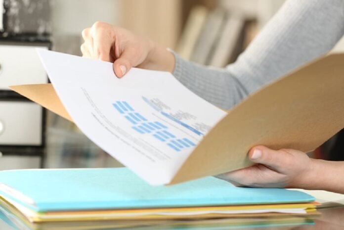 Στο τραπέζι κατάργηση τεκμαρτού εισοδήματος για επαγγελματίες