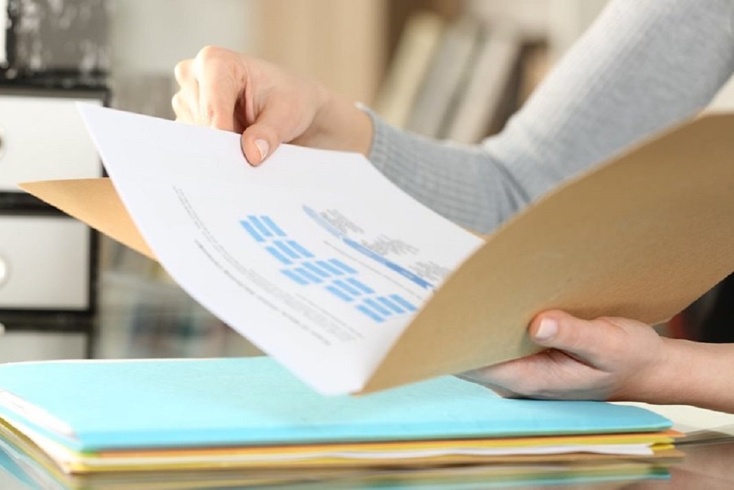 Στο τραπέζι κατάργηση τεκμαρτού εισοδήματος για επαγγελματίες