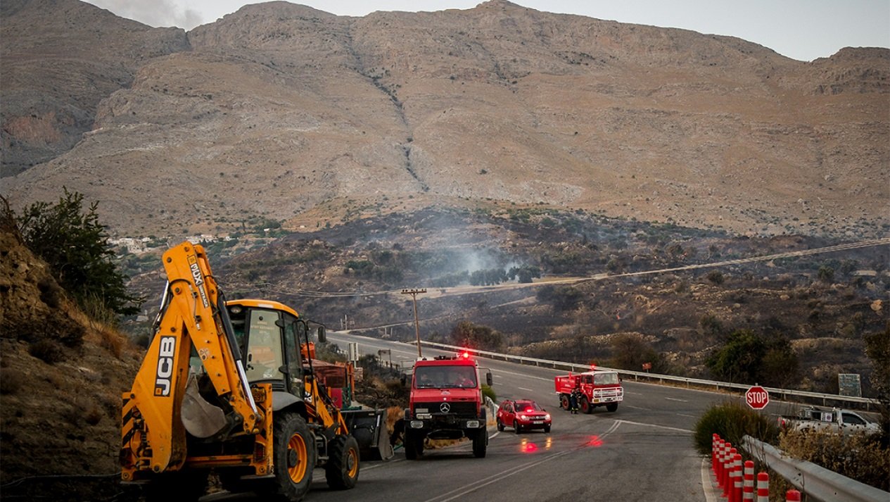Υπό πλήρη έλεγχο η μεγάλη φωτιά στο Ρέθυμνο.