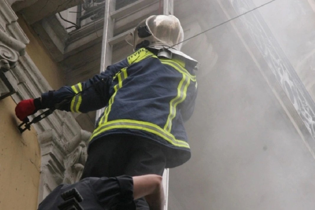 Η 46χρονη που κατηγορείται για τη Marfin επικοινώνησε με τις Αρχές και επιστρέφει στην Ελλάδα από τη Μεγάλη Βρετανία