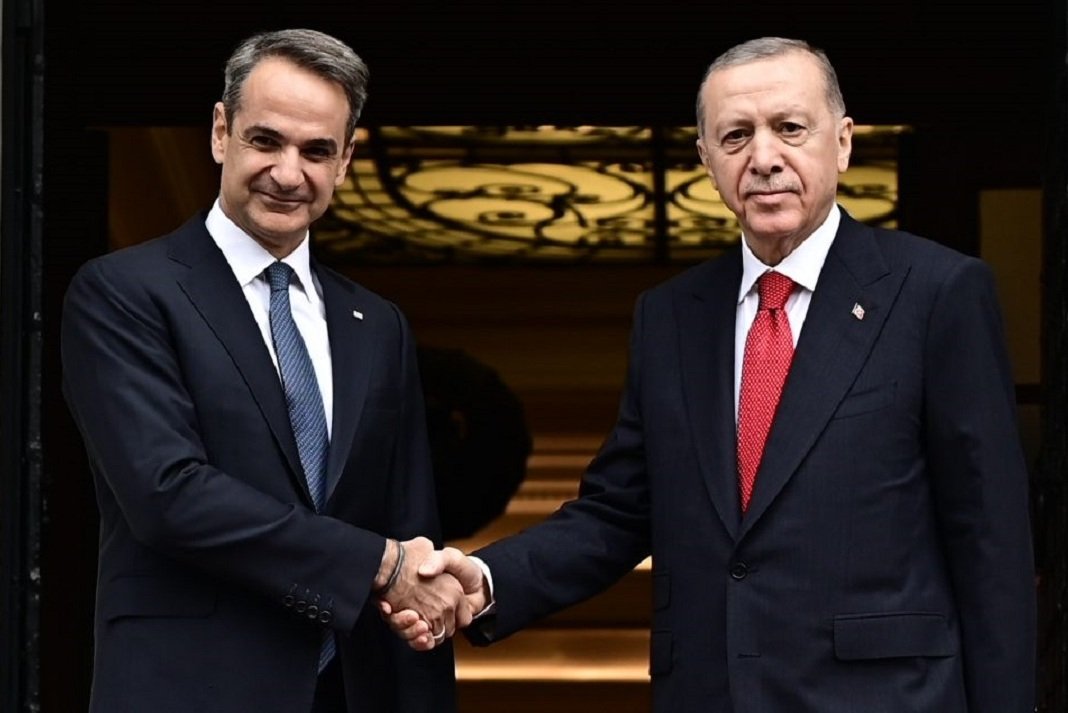 nato statheres oi diafonies