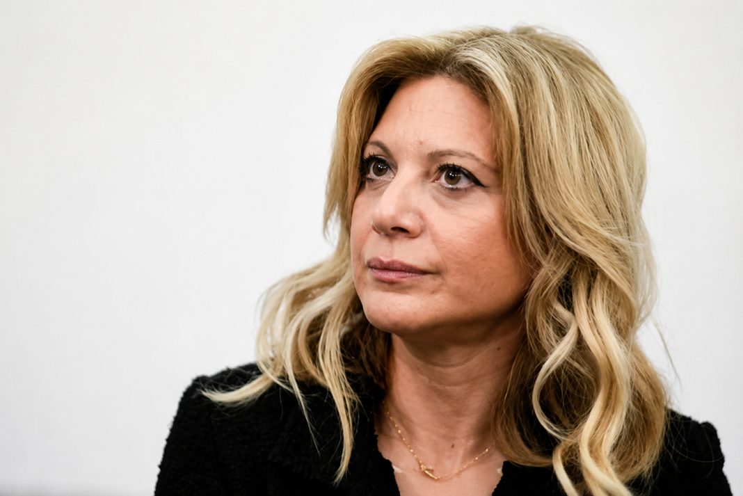 sti kriti h maria karystianou