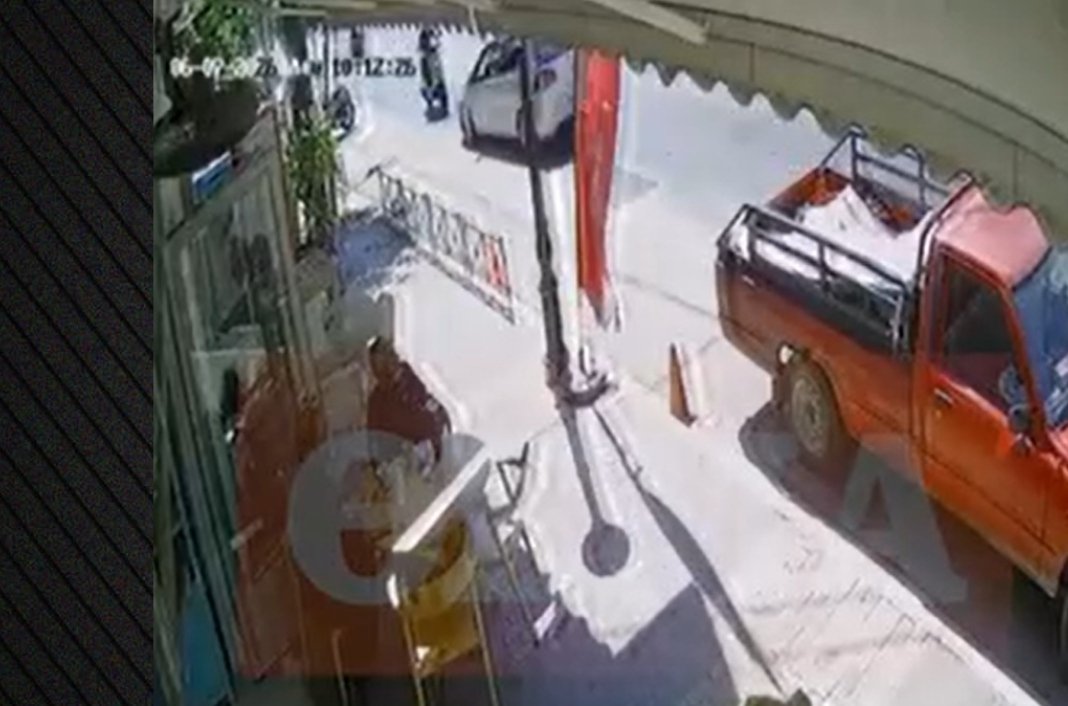 Βίντεο ντοκουμέντο από το τροχαίο στα Χανιά, το αυτοκίνητο χτύπησε μετωπικά το μηχανάκι