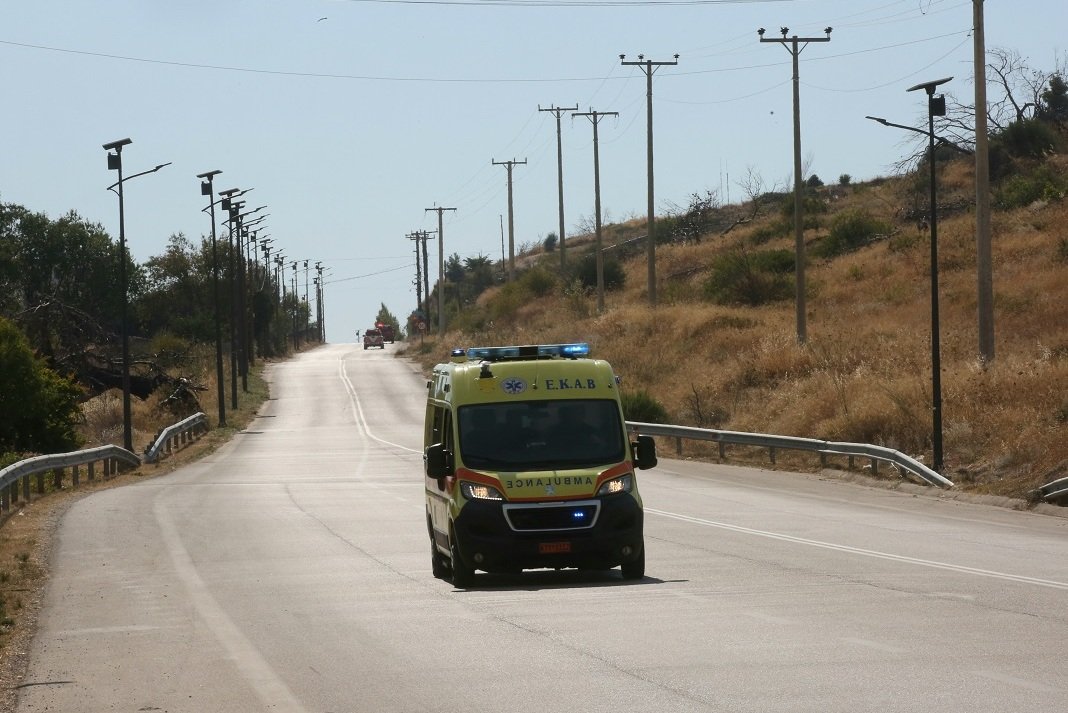 Δείτε τη στιγμή της σύγκρουσης των δύο ελικόπτερων στην Ψάθα.