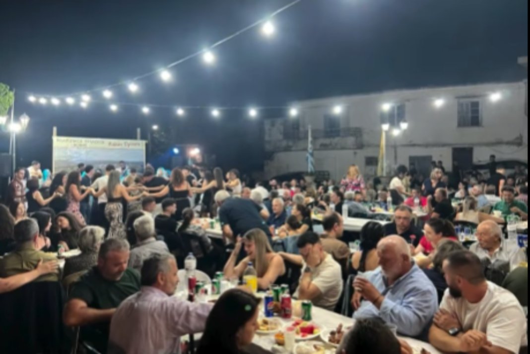 Το ‘παν και το ‘καναν: Έγινε «χαμός» στο γλέντι της Βόνης