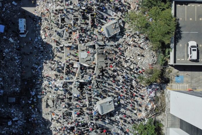 Κολομβία: Μάχη με τον χρόνο για τους αγνοούμενους μετά τον φονικό σεισμό