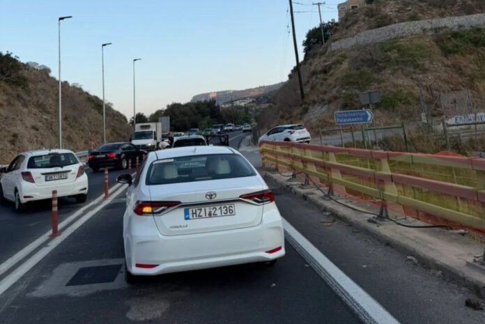 Συμβαίνει τώρα: Σύγκρουση τουριστικών οχημάτων, ουρές στην Αγίας Πελαγία επί του ΒΟΑΚ