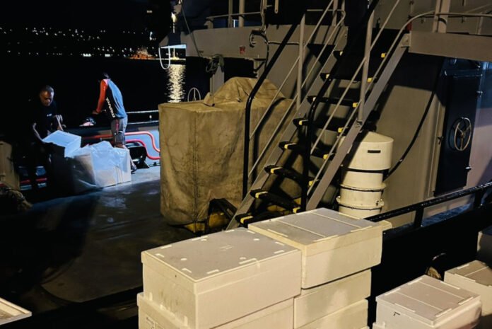Χανιά: Συνελήφθησαν δύο άτομα που έκλεβαν τα ψάρια μέσα από τους κλωβούς του ΕΛΚΕΘΕ