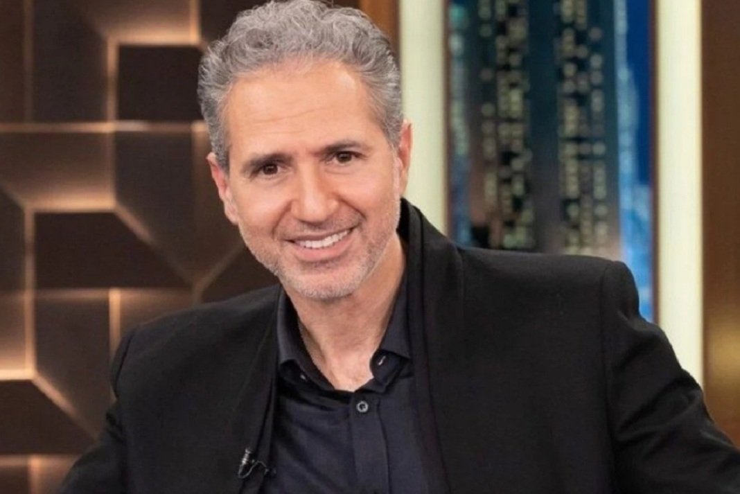 sygklonismeni h syzigos