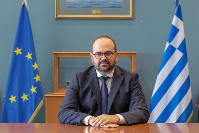 Το συγκινητικό «αντίο» στον δήμαρχο Φούρνων Δημήτρη Καρύδη