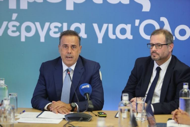 Πώς θα γίνει η σταδιακή μείωση της λιανικής τιμής ρεύματος κατά 30% έως το 2029