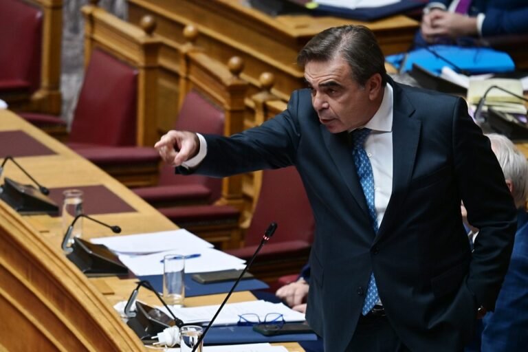 Σχοινάς:  Αίσθηση από τα «καρφιά» του υπουργού  Αγροτικής Ανάπτυξης κατά των προκατόχων του