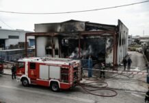 Πυρκαγιά σε καθαριστήριο στη ΒΙΠΕ Ηρακλείου: Χωρίς ενεργό μέτωπο, συνεχίζεται η επιτήρηση