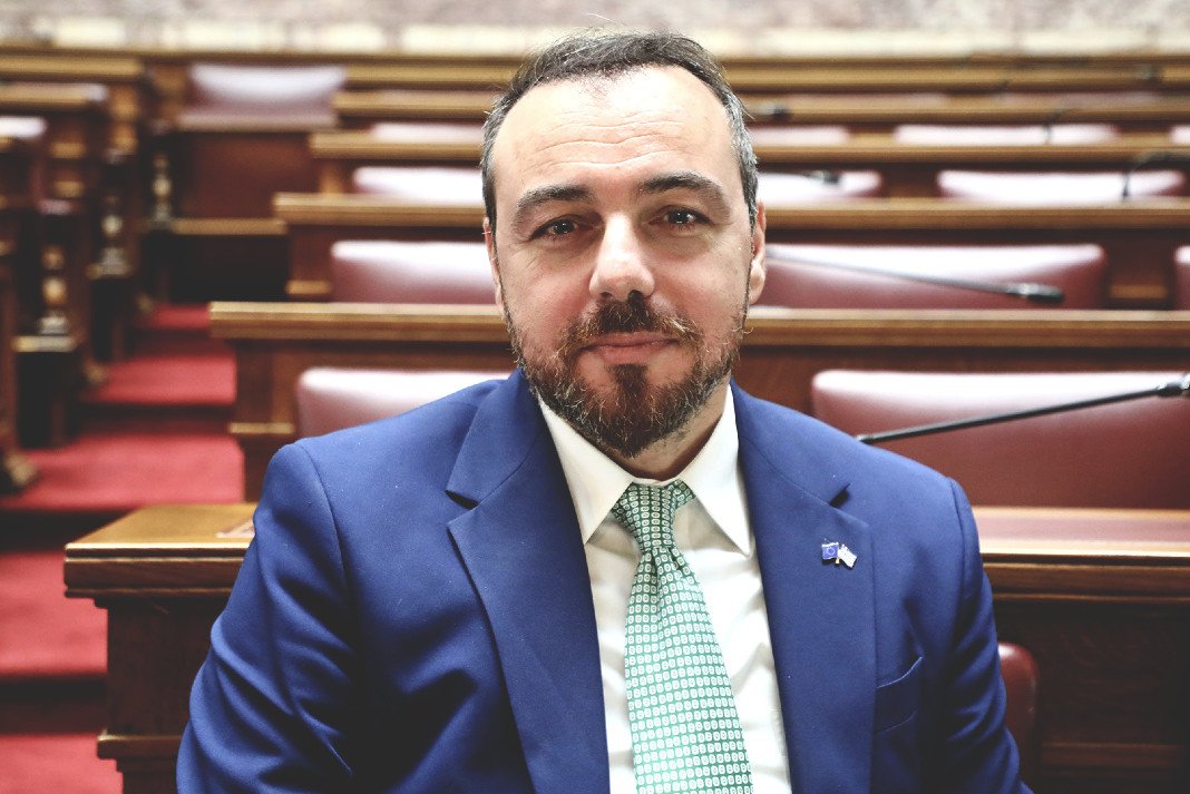 Φραγκίσκος Παρασύρης για Αρκαλοχώρι, Παπούρα, αυτοδιοίκηση – και οι δύο προβλέψεις που θα συζητηθούν