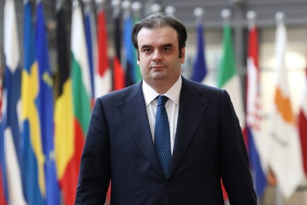pierrakakis h evropi