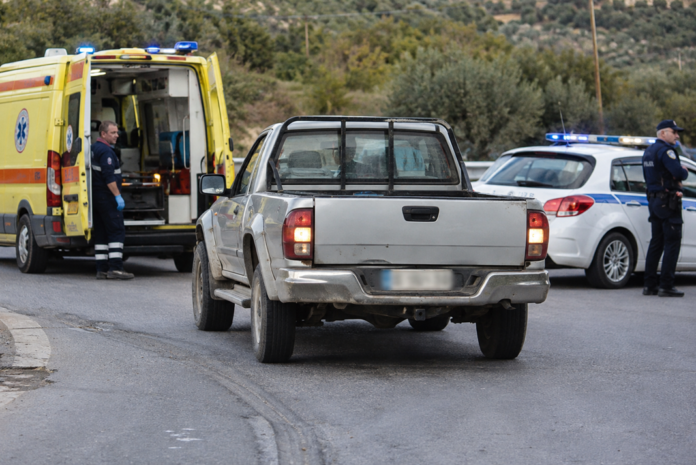 Τραγωδία στη Γόρτυνα: 84χρονη έχασε τη ζωή της όταν παρασύρθηκε από το όχημα του γιου της