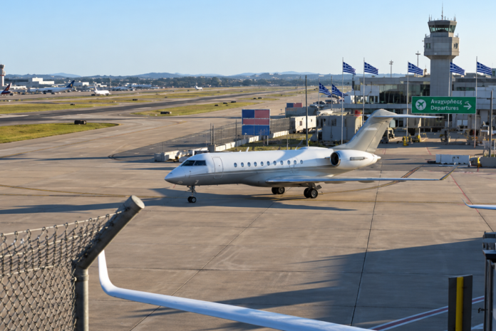Τραμπ απειλεί με αποκλεισμό της Bombardier από την αμερικανική αγορά