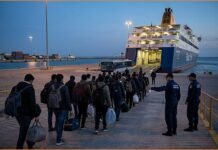Αγυιά: 27 μετανάστες αναχώρησαν για τον Πειραιά μέσω Ηρακλείου