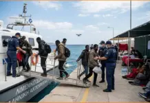 Νέες αφίξεις 160 μεταναστών στους Καλούς Λιμένες