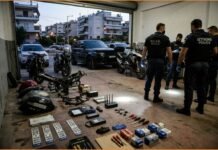 Οκτώ συλλήψεις για φερόμενη οργάνωση κλοπών οχημάτων στην Αττική