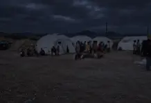 Δύσκολη νύχτα για εκατοντάδες μετανάστες στην Ιεράπετρα – Αναζητούσαν προστασία από την κακοκαιρία