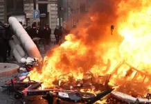 Γαλλία: Πάνω από 1.200 συλλήψεις, 150 τραυματίες αστυνομικοί και εκτεταμένες καταστροφές