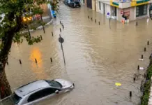 Γαλλία: Τουλάχιστον τρεις νεκροί από καταιγίδα και πλημμύρες