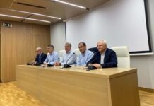 Χρ. Δήμας: «Προτεραιότητα μας να βοηθήσουμε τους παραγωγούς να σταθούν στα πόδια τους»