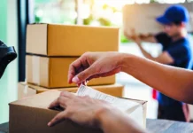 Τέλος τα μετρητά στις παραδόσεις courier – Τι προβλέπει το νέο πλαίσιο